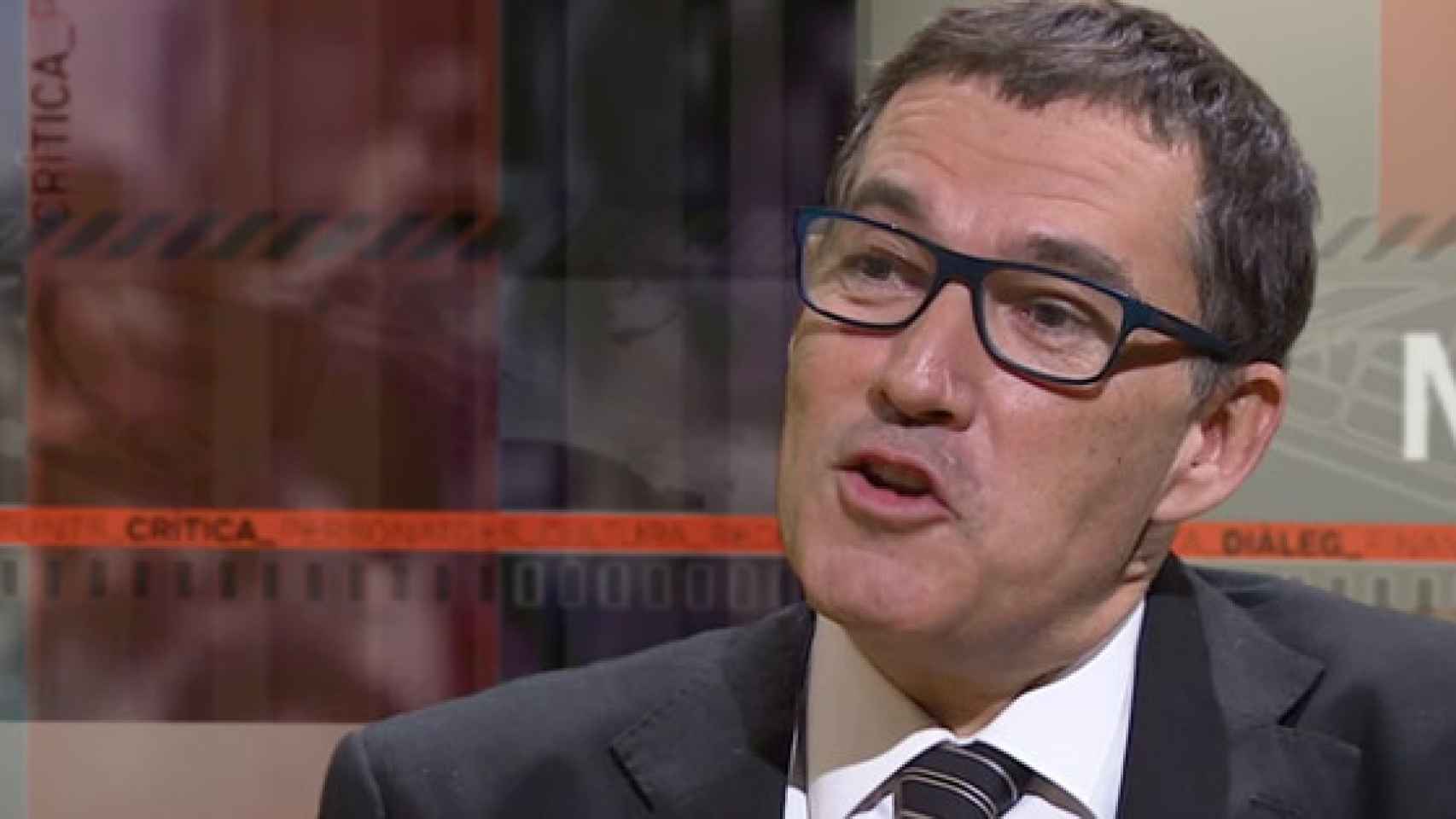 Jaume Alonso Cuevillas en el plató de televisión de TV3