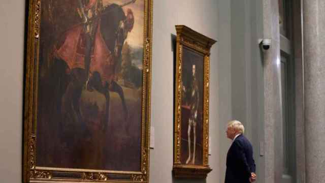 Boris Johnson, el primer ministro británico, en el Museo del Prado / EFE