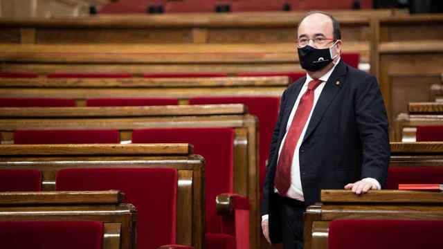 Miquel Iceta (PSC) en el Parlament, donde la oposición ha criticado la gestión del Govern sobre el Covid / EP