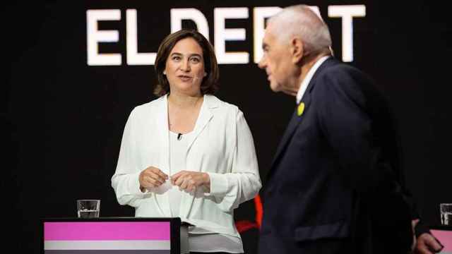 Ada Colau (BComú) y Ernest Maragall (ERC) en el debate de TV3 / EP