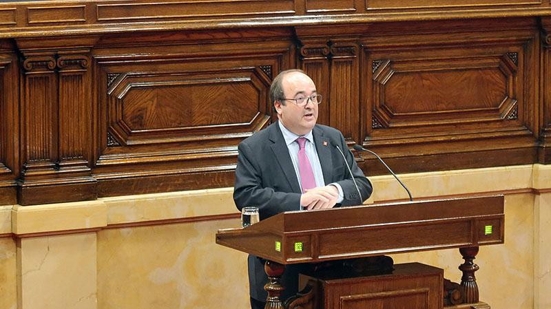 Miquel Iceta, primer secretario del PSC, en el Pleno del Parlament / CG