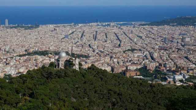 Vista general de Barcelona, que se ha postulado para ser una ciudad climáticamente neutra en 2030 / EUROPA PRESS