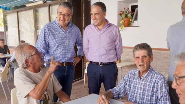 Un grupo de pensionistas jugando al dominó tras la jubilación / EUROPA PRESS