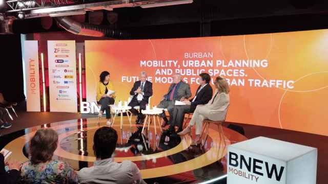 Mesa redonda sobre movilidad sostenible en BNEW