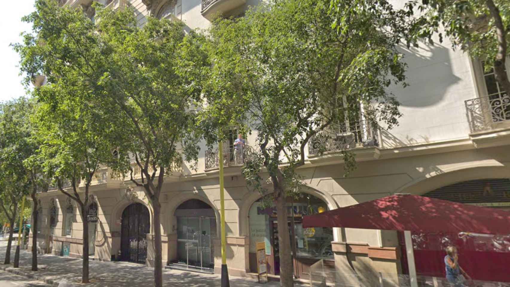 La sede de Spanish Branch Cemps en la calle Tuset, una de las 19 empresas en quiebra / CG