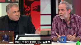 Un foto de de Willy Toledo y Ferreras en el programa 'Al Rojo Vivo'