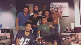 Neymar con los Toiss en una imagen de archivo / Instagram