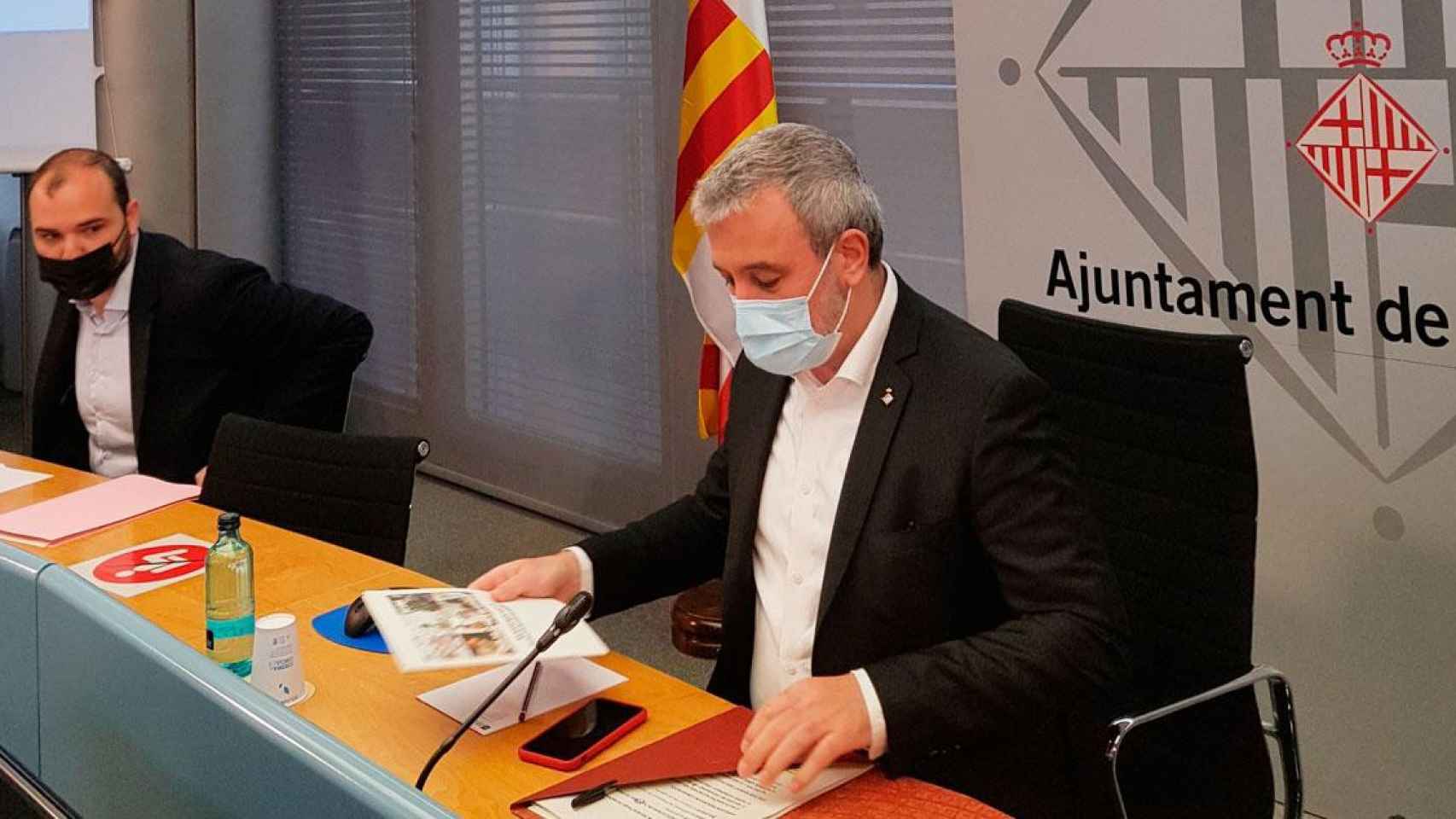 Jaume Collboni, primer teniente de alcalde de Barcelona, en la comparecencia de hoy / AJBCN