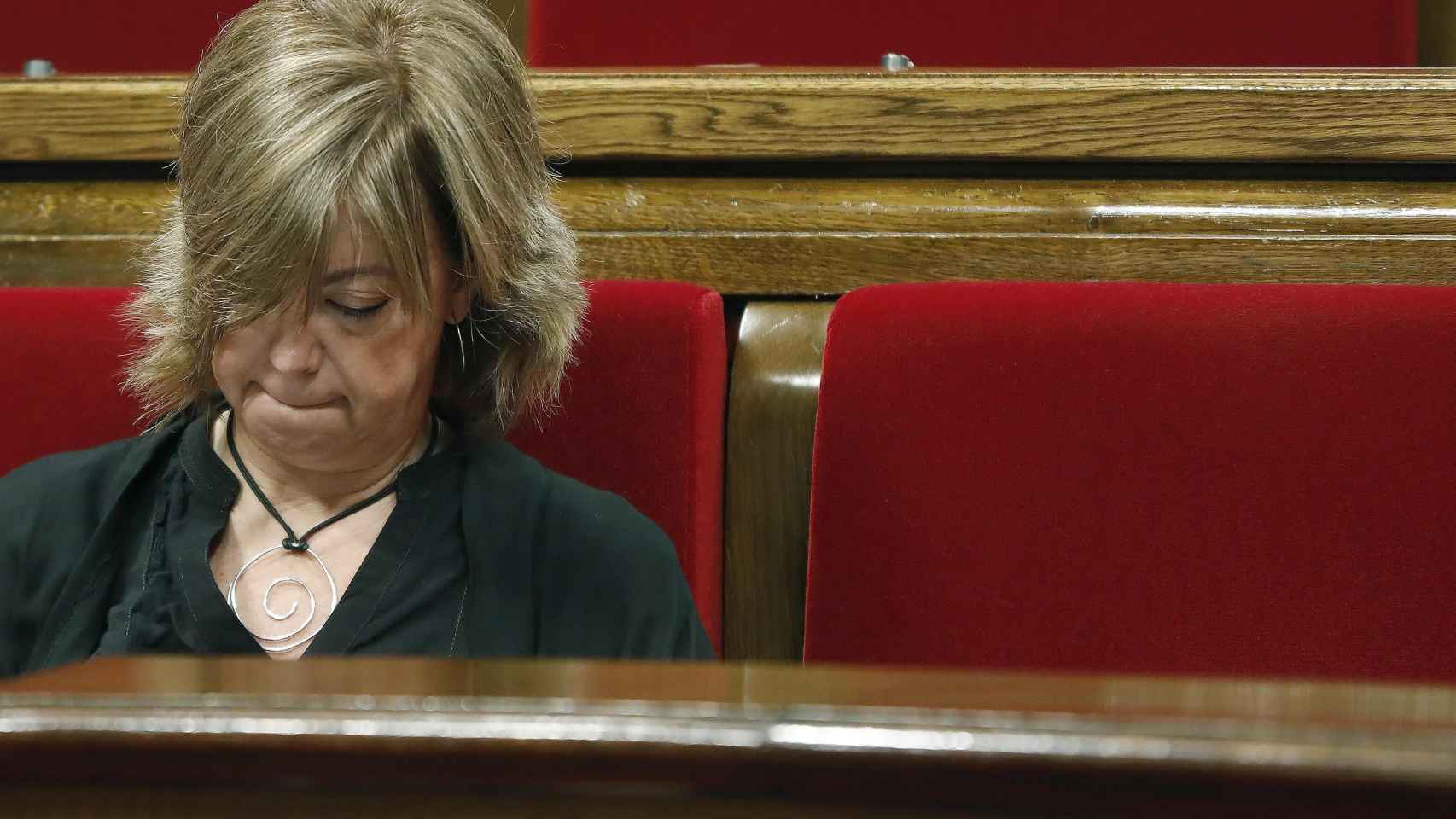 La consejera de Gobernación, Meritxell Borràs, en una imagen de archivo en el Parlamento catalán / EFE
