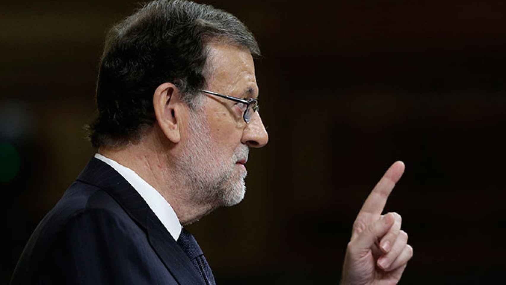 El presidente en funciones, Mariano Rajoy, durante su respuesta a los representantes del grupo parlamentario de Unidos Podemos / EFE