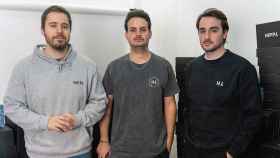 Lucas Larripa, Marc Momplet y Pol Buch, fundadores de la empresa de CBD Hippy Collective, una de las referentes en España en este tipo de productos / HIPPY COLLECTIVE