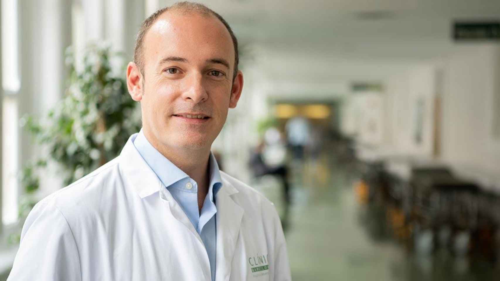 El doctor Aleix Prat, jefe del Servicio de Oncología Médica del Hospital Clínic de Barcelona y líder del estudio del fármaco conjugado para el cáncer de mama / CLÍNIC