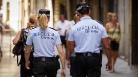Dos agentes de la Policía Local de Girona / POLICIA MUNICIPAL GIRONA