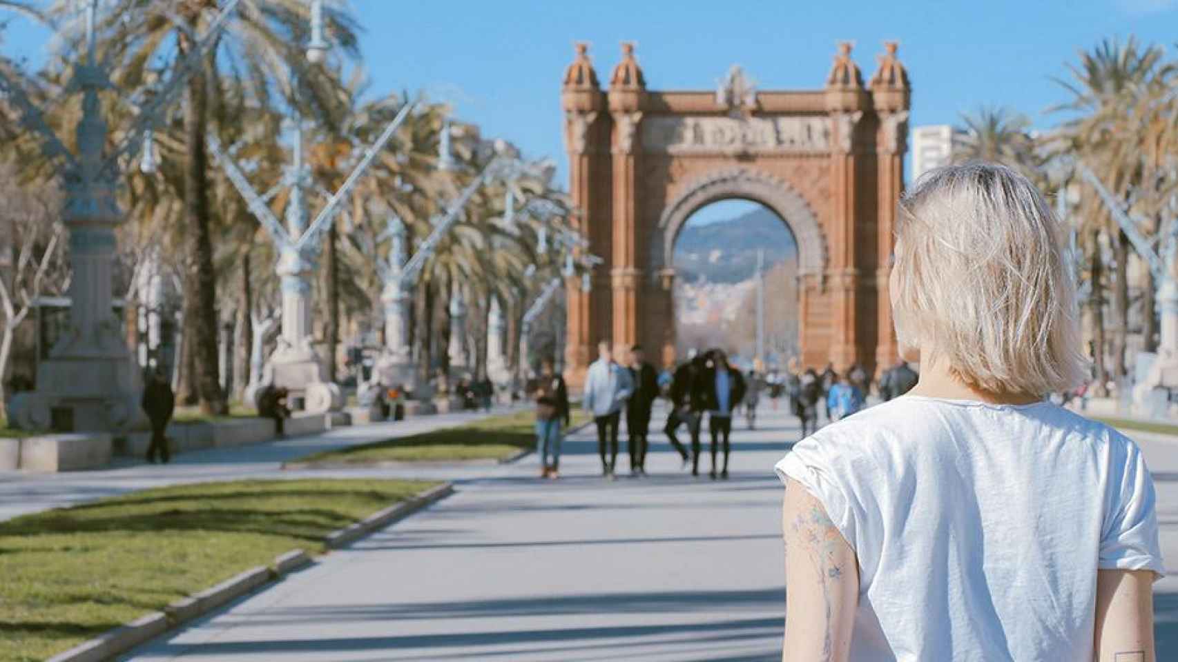 Turista en Barcelona / UNSPLASH