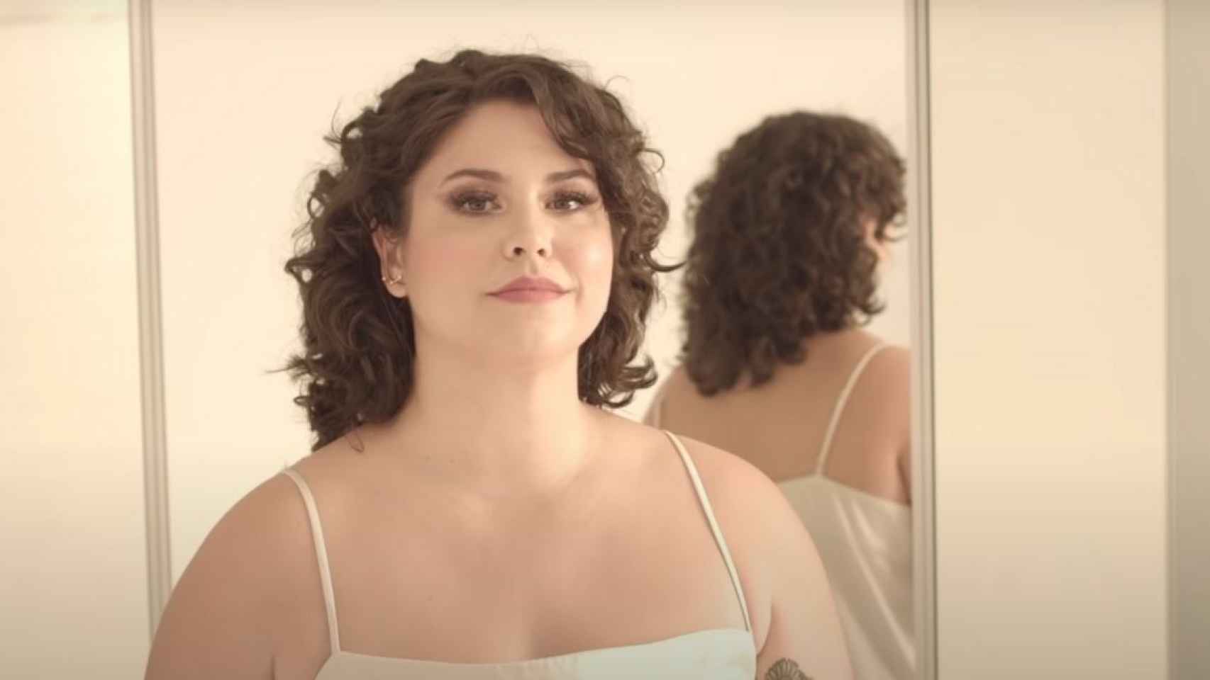 Mara Jiménez en el videoclip de Soraya de la canción 'Soy esa mujer' / YOUTUBE