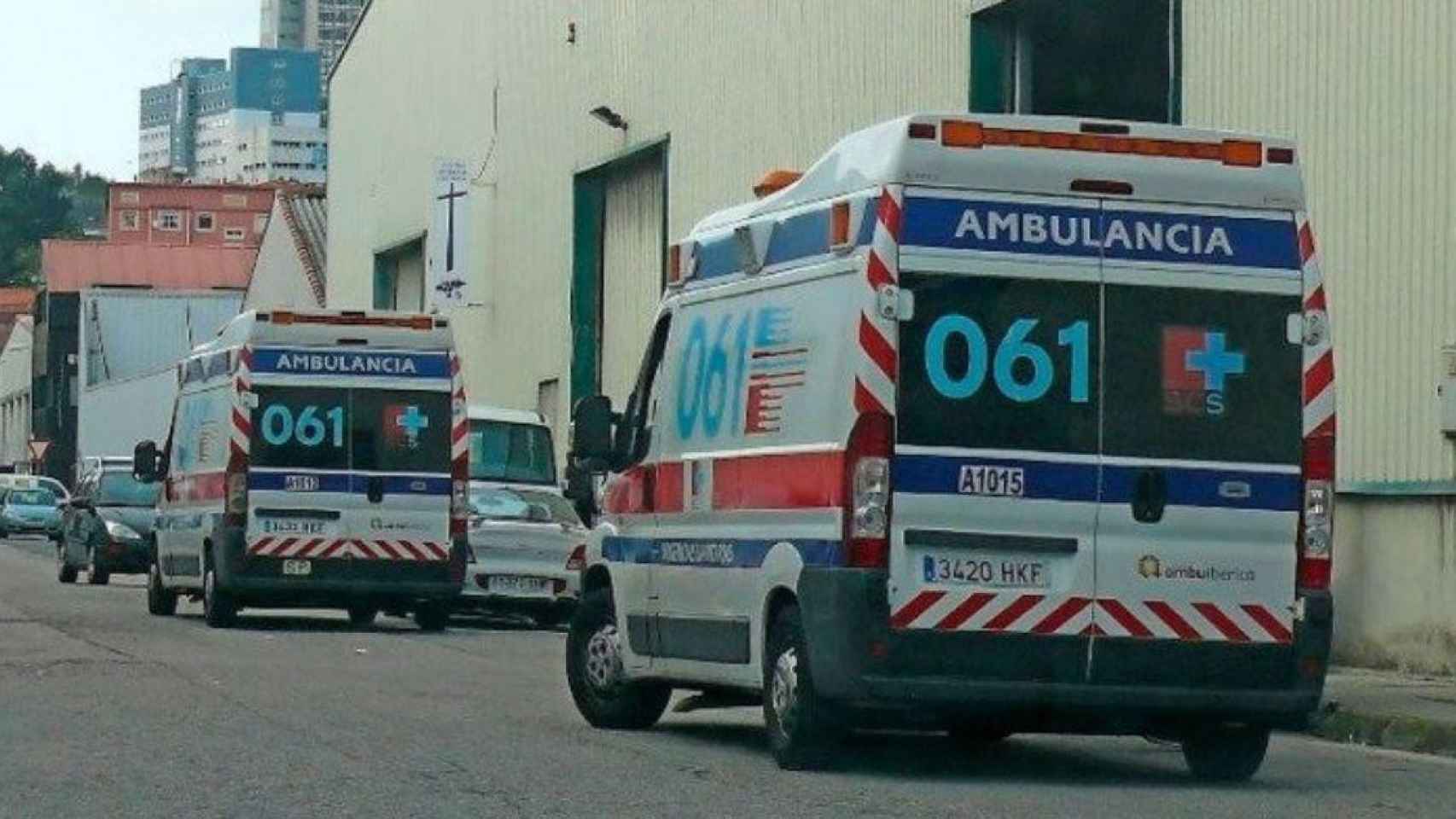 Imagen de archivo de unas ambulancias / EP