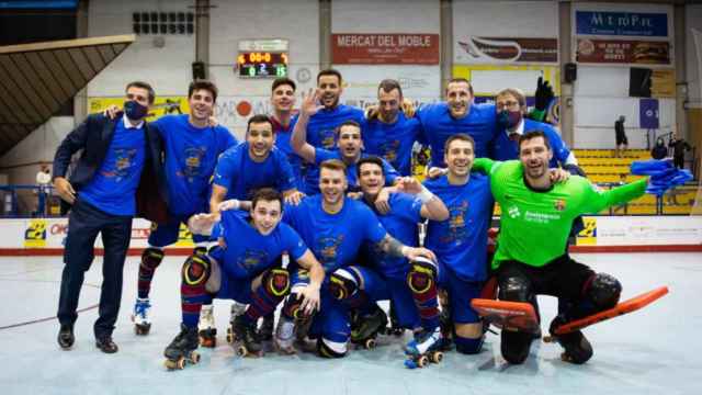 El Barça de hockey celebrando la OK Liga / FC Barcelona