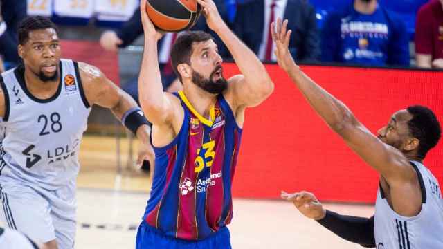 Mirotic, en una acción contra el ASVEL | FCB