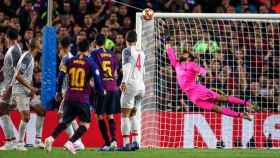 El gol de falta de Messi al Liverpool protagoniza el episodio 6 de 'Matchday'