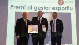 Òscar Grau recogiendo el premio a mejor gestor deportivo del año / FC Barcelona