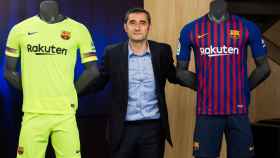 Ernesto Valverde en el acto de su renovación / FC BARCELONA