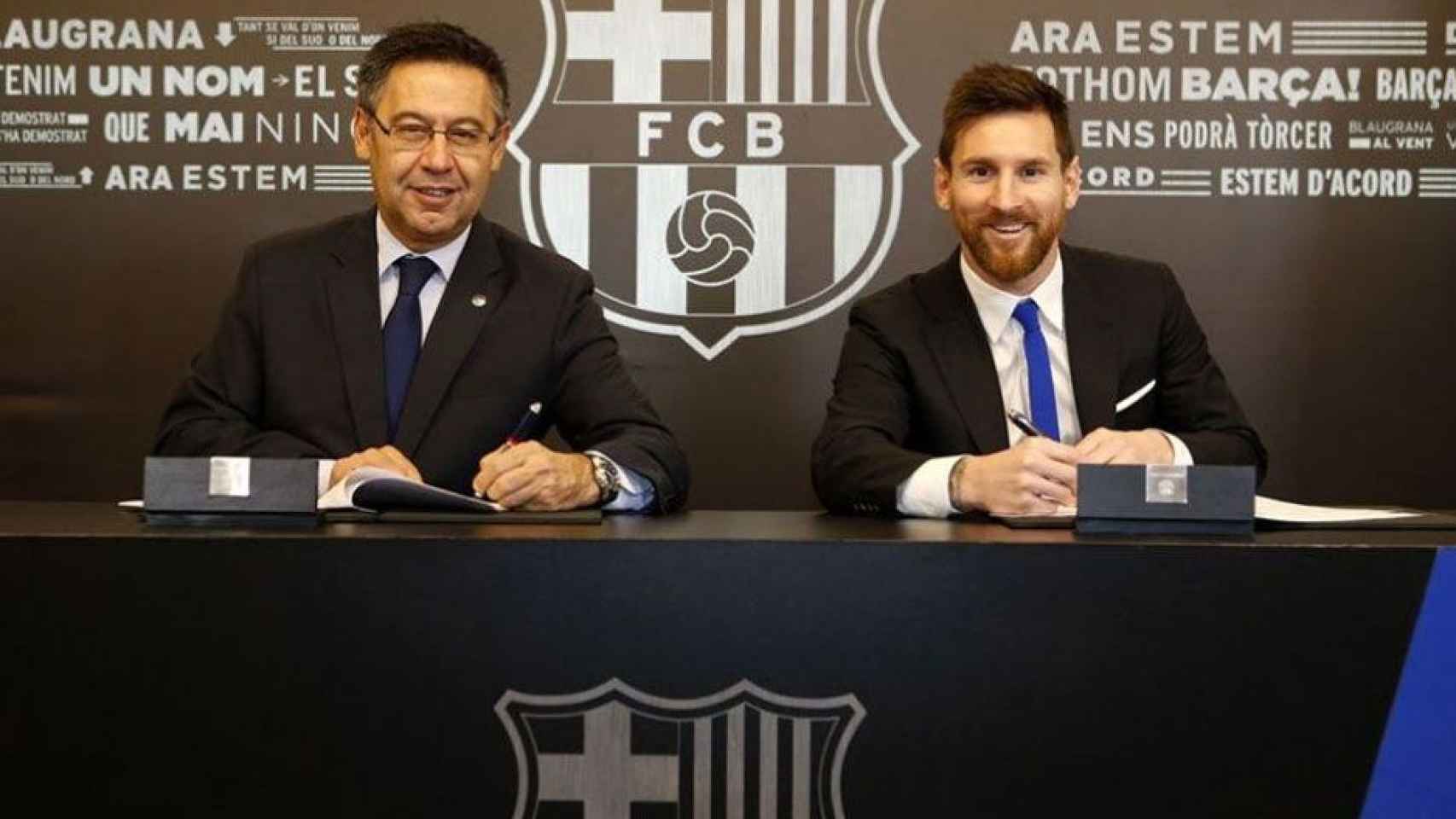 Bartomeu posa junto a la gran estrella del Barça, Leo Messi / FCB