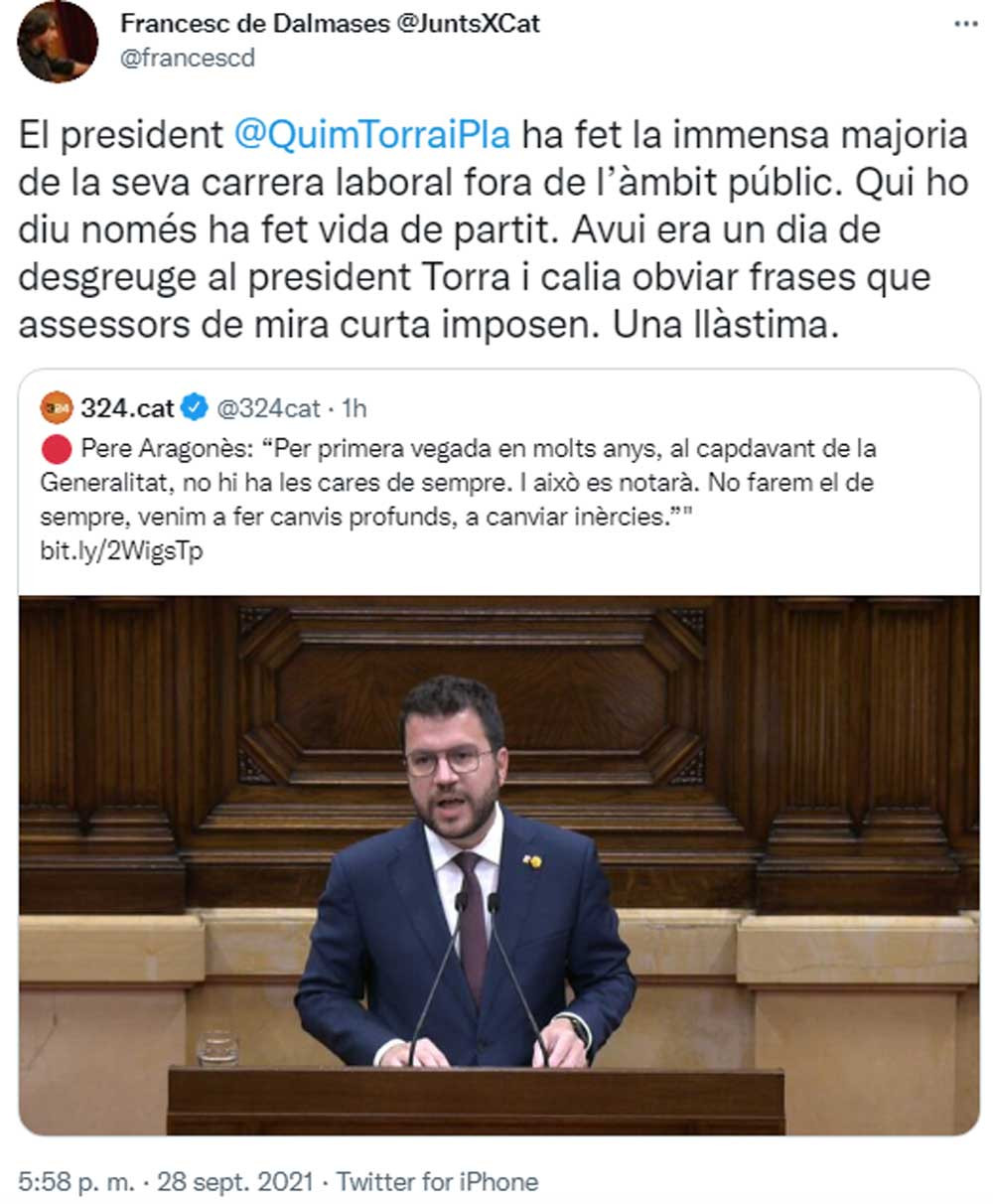 El diputado de JxCat Francesc de Dalmases, criticando a Pere Aragonès (ERC) mientras interviene en el Parlament / TWITTER