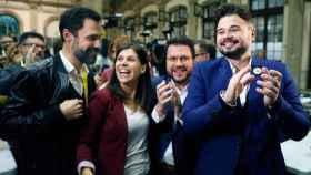 Los dirigentes de Esquerra, Roger Torrent, Marta Vilalta, Pere Aragonés y Gabriel Rufián celebran los resultados electorales / EFE
