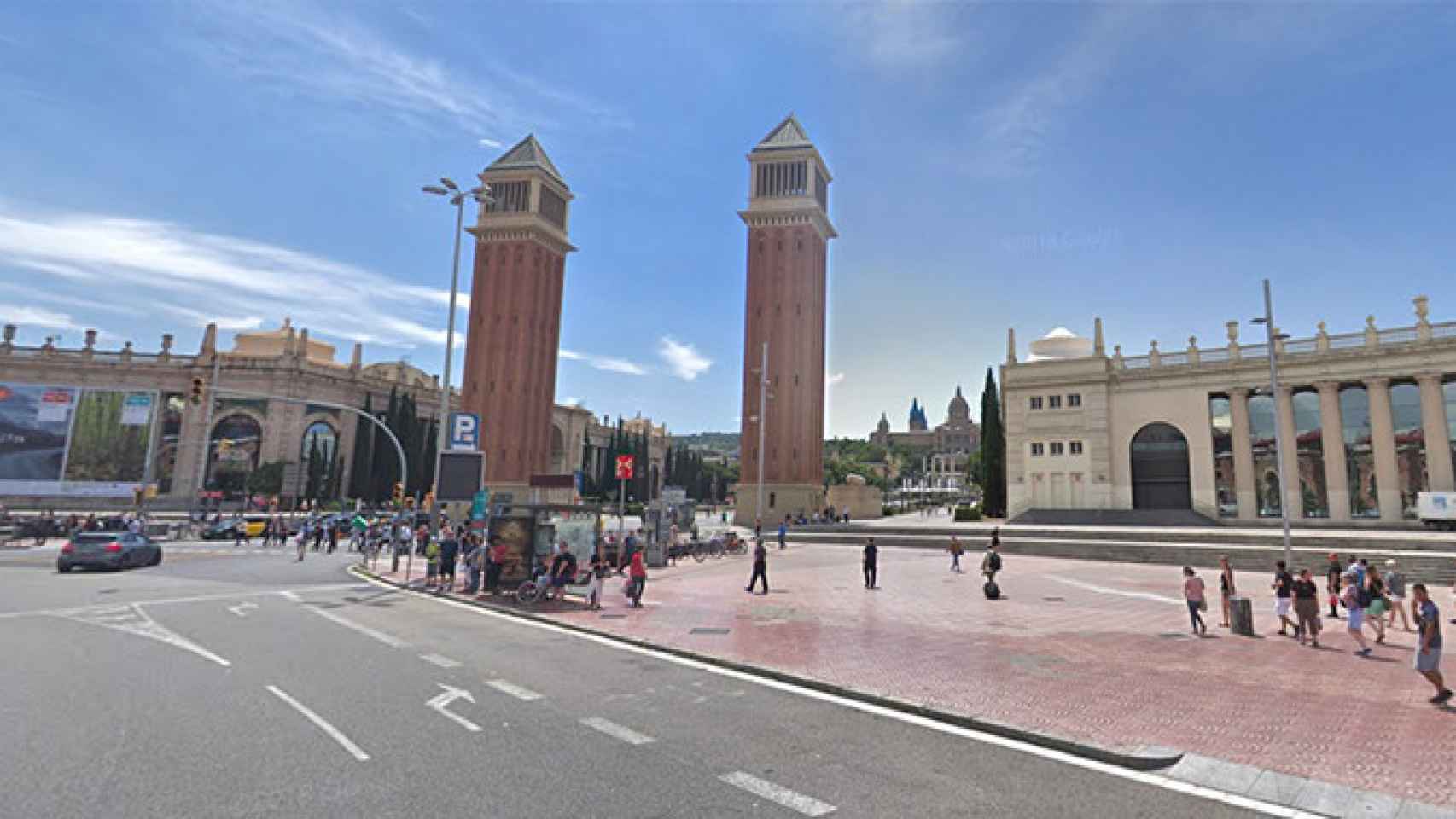 La plaza de España de Barcelona, lugar donde un niño ha caído por un conducto de ventilación / GOOGLE