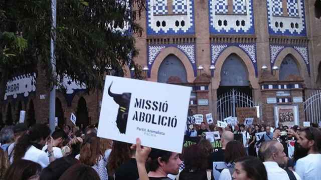 Protesta de PACMA en la Monumental de Barcelona / CG