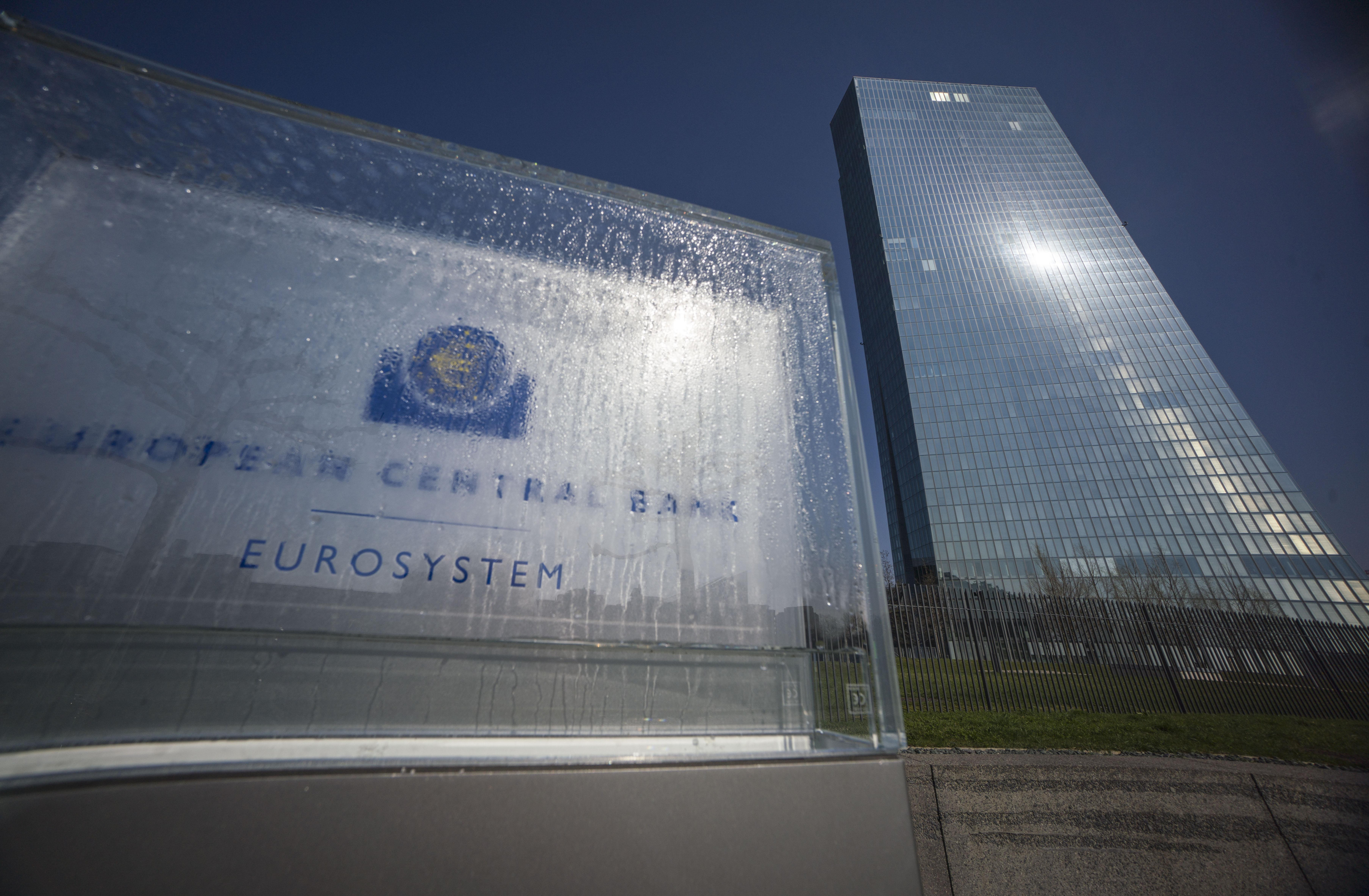 El Banco Central Europeo (BCE), presionado por la inflación para subir tipos / EP