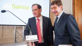 El presidente de Caixabank, José Ignacio Goirigolzarri (dcha.), junto a su homónimo en Mapfre, Antonio Huertas / EP