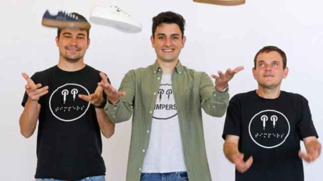 Aitor Carratalá, Roberto Mohedano y Diego Soliveres, los tres creadores de la marca de zapatillas Timpers / TIMPERS