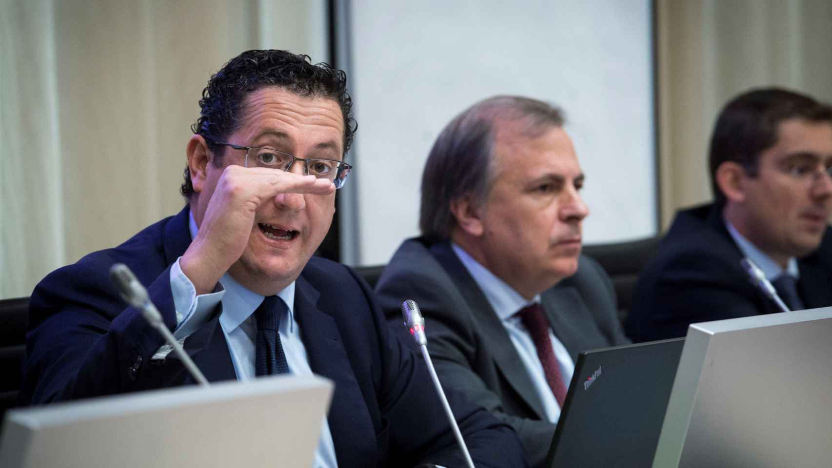 El director general de Economía y Estadística del Banco de España, Óscar Arce, presentando la actualización de las proyecciones macroeconómicas de la entidad / EFE