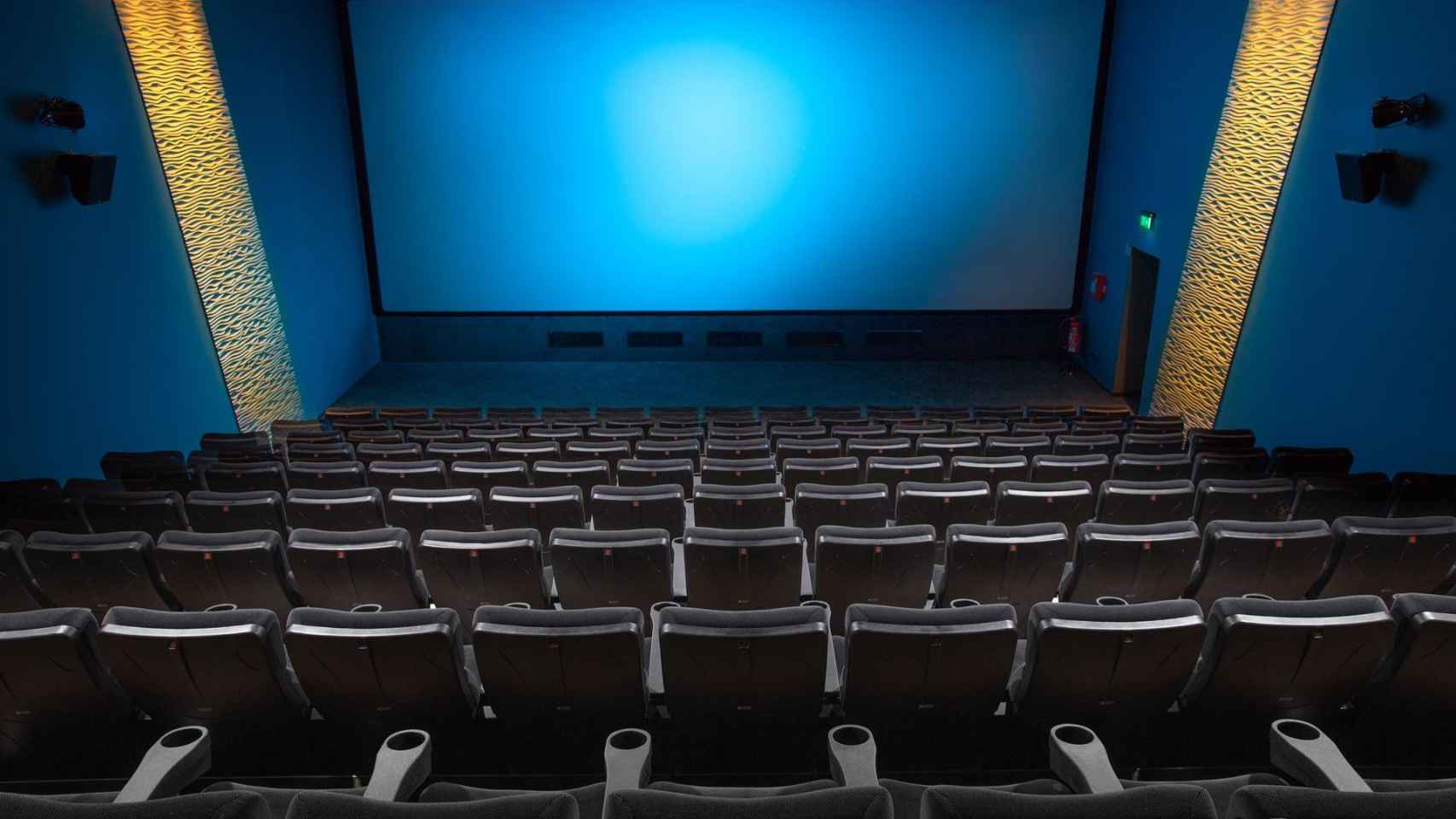 Imagen de una sala de cine vacía / PIXABAY