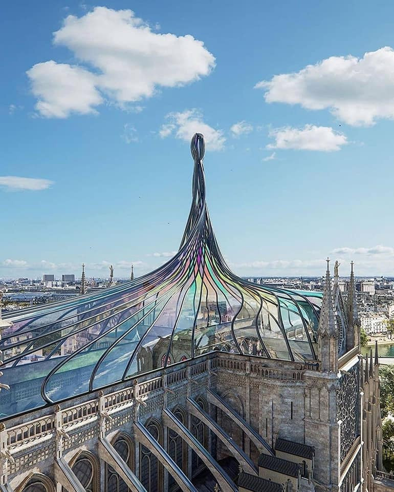 La propuesta de techo para Notre Dame que ha generado polémica en redes / TWITTER