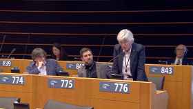 Carles Puigdemont, Toni Comín y Clara Ponsatí en el pleno del Parlamento Europeo este miércoles por la tarde / PARLAMENTO EUROPEO