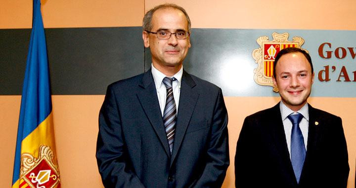 Toni Martí (i), el presidente de Andorra, en una imagen de archivo junto a su sucesor como candidato de DA, Xavier Espot (d) / GA