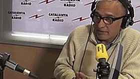 Xavier Sardà, en los estudios de Catalunya Ràdio