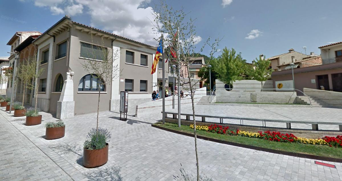 Ayuntamiento de Santa Eulàlia de Riuprimer / GOOGLE STREET VIEW