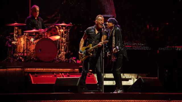 El cantante Bruce Springsteen actúa en el Estadi Olímpic Lluís Companys de Barcelona / PAU VENTEO - EUROPA PRESS