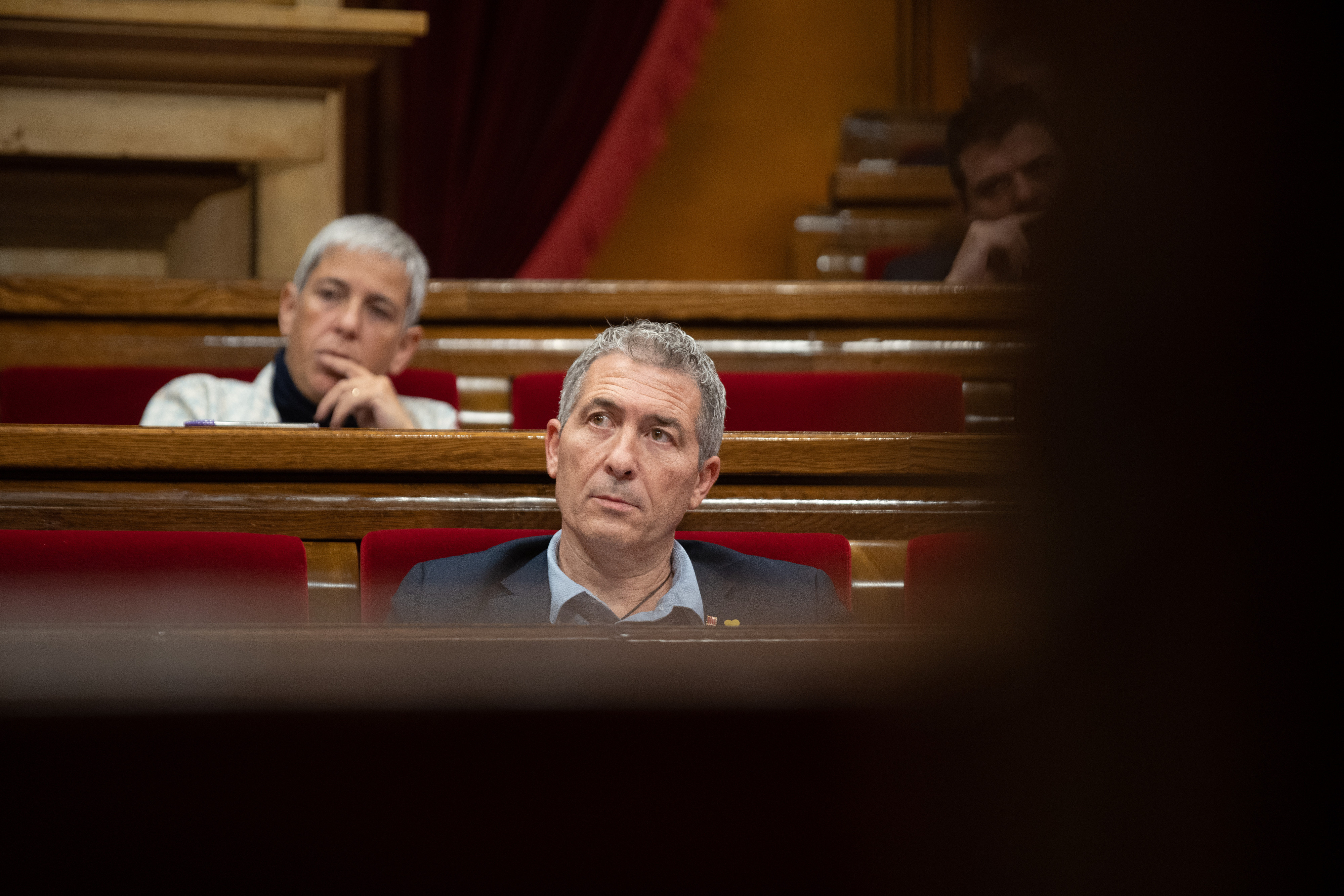 El 'conseller' de Educación, Josep Gonzàlez-Cambray, durante una sesión plenaria en el Parlament / David Zorrakino - EUROPA PRESS
