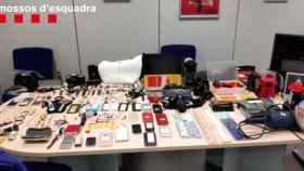 Cae una banda por robos a domicilios en Barcelona / MOSSOS D'ESQUADRA