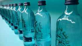 Botellas de agua mineral de Font Vella / CG