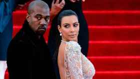 Kim Kardashian y Kanye West /TWITTER