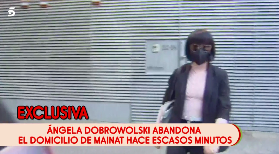 Ángela Dobrowolski abandona la casa de Josep María Mainat / MEDIASET
