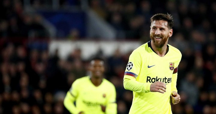 Una foto de Messi celebrando su gol frente al PSV / EFE