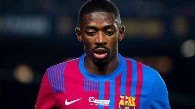 Dembelé, en un partido con el Barça, tiene previsto renovar su contrato por dos años / FCB