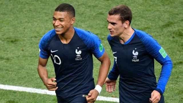 Mbappé y Griezmann con la selección / EFE