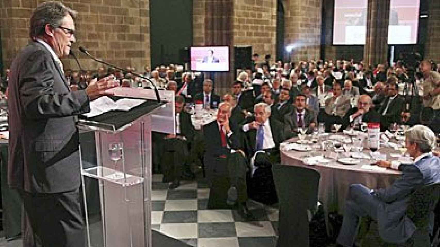 El presidente de la Generalidad, Artur Mas, durante su intervención en el acto organizado por la Cámara de Comercio de Barcelona